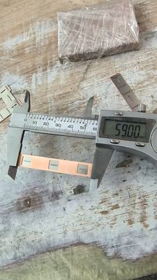 अच्छा दाम GOST МНЖМц30-1-1 CuNi बसबार अपतटीय ऊर्जा के लिए जंग प्रतिरोधी तांबा-निकल मिश्र धातु ऑनलाइन