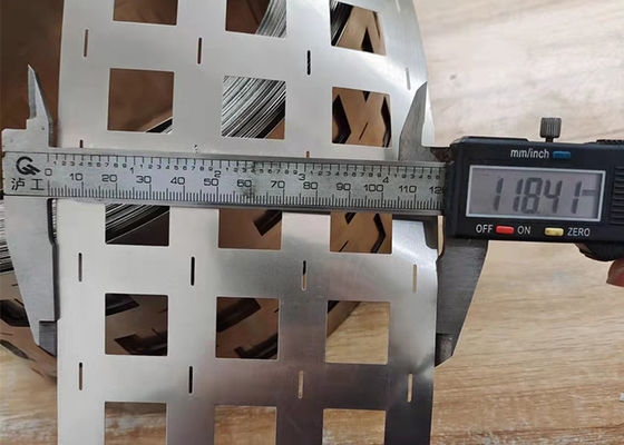 अच्छा दाम चमकदार 4P शुद्ध निकेल पट्टी 99.6% Ni 18650 बैटरी कनेक्शन के लिए ऑनलाइन